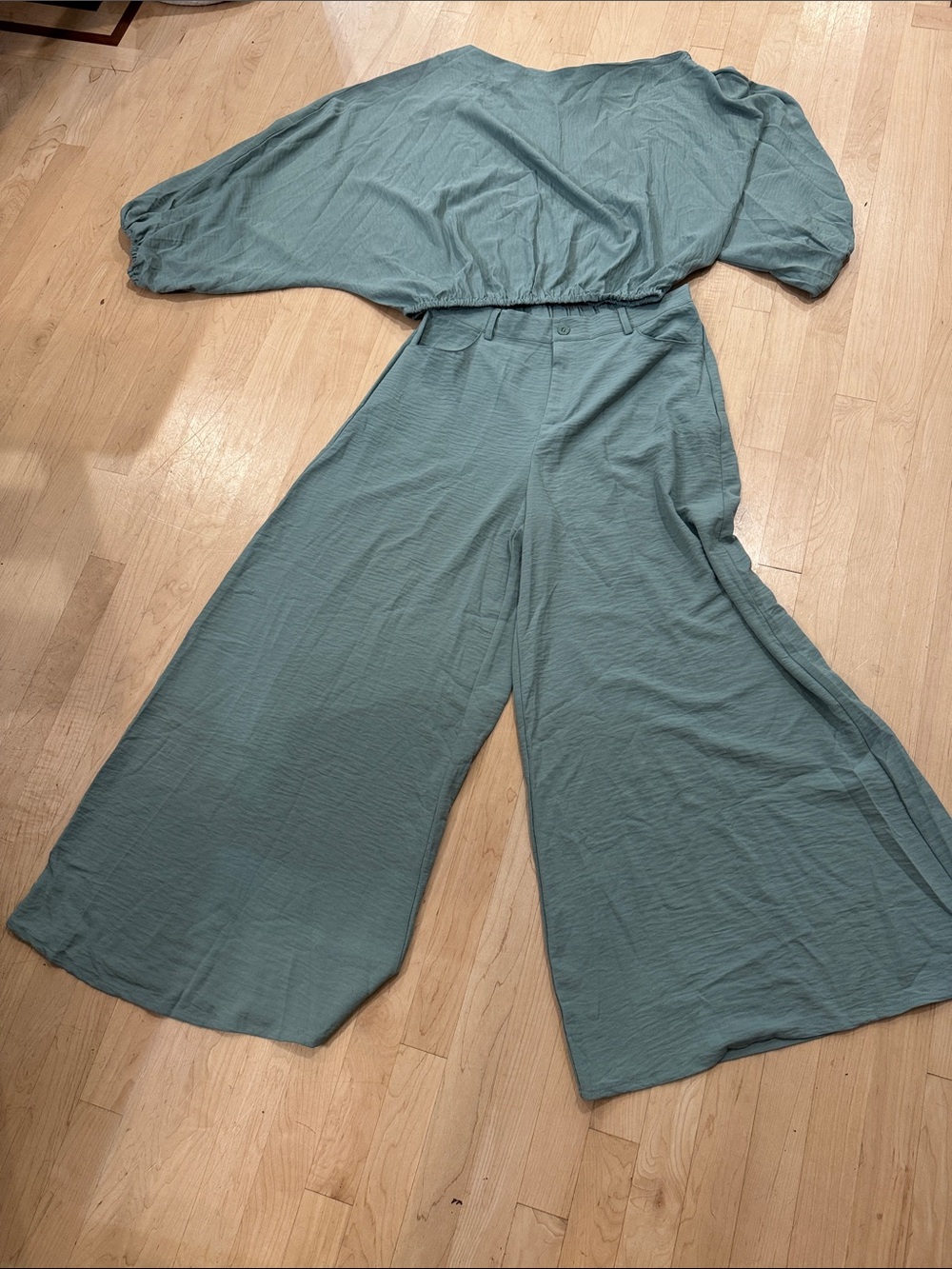 Relaxed Wide-Leg Pants with Matching Top— Sage Green does not come with belt